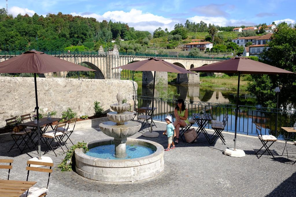 Hotel Os Poetas Ponte da Barca Exterior foto
